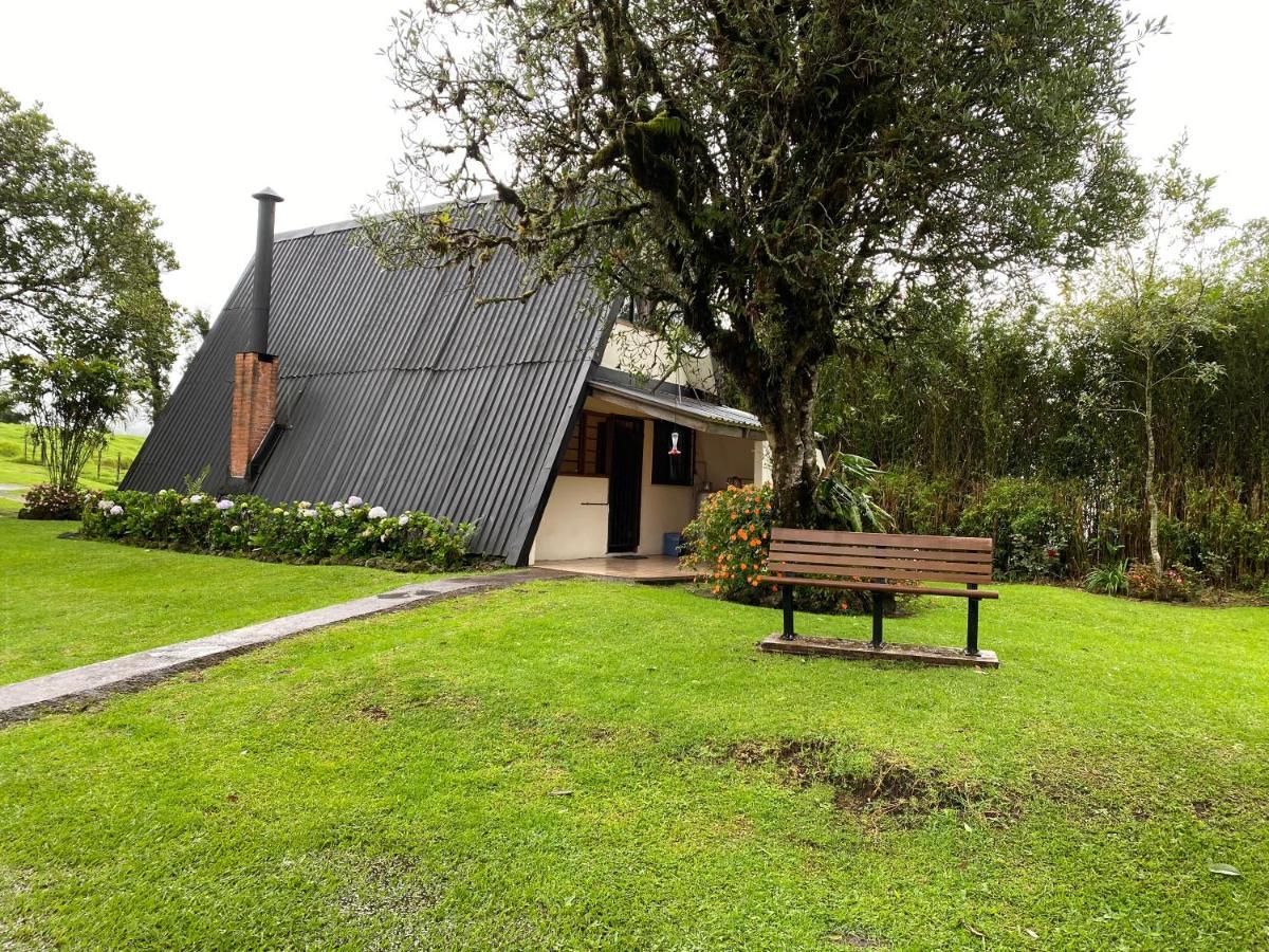 Villa Calas Vara Blanca  Exterior foto